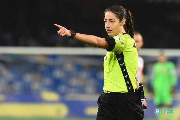 29, 意甲历史首位女性裁判执法德比  