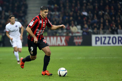  昂热锋线集体低迷主场闷平梅斯延续不胜怪圈  